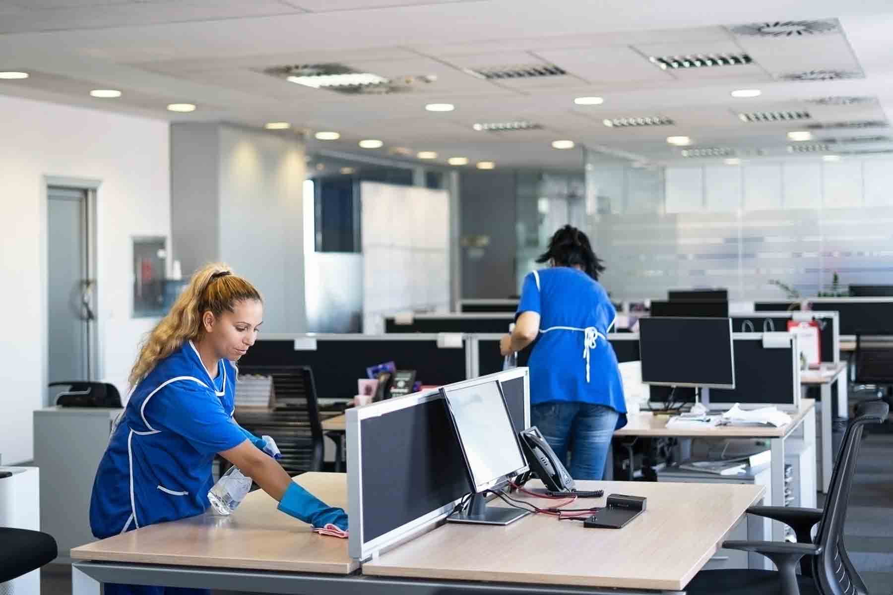 Office Cleaning Checklist: 10 Powerful Steps for Daily, Weekly, and Monthly Success