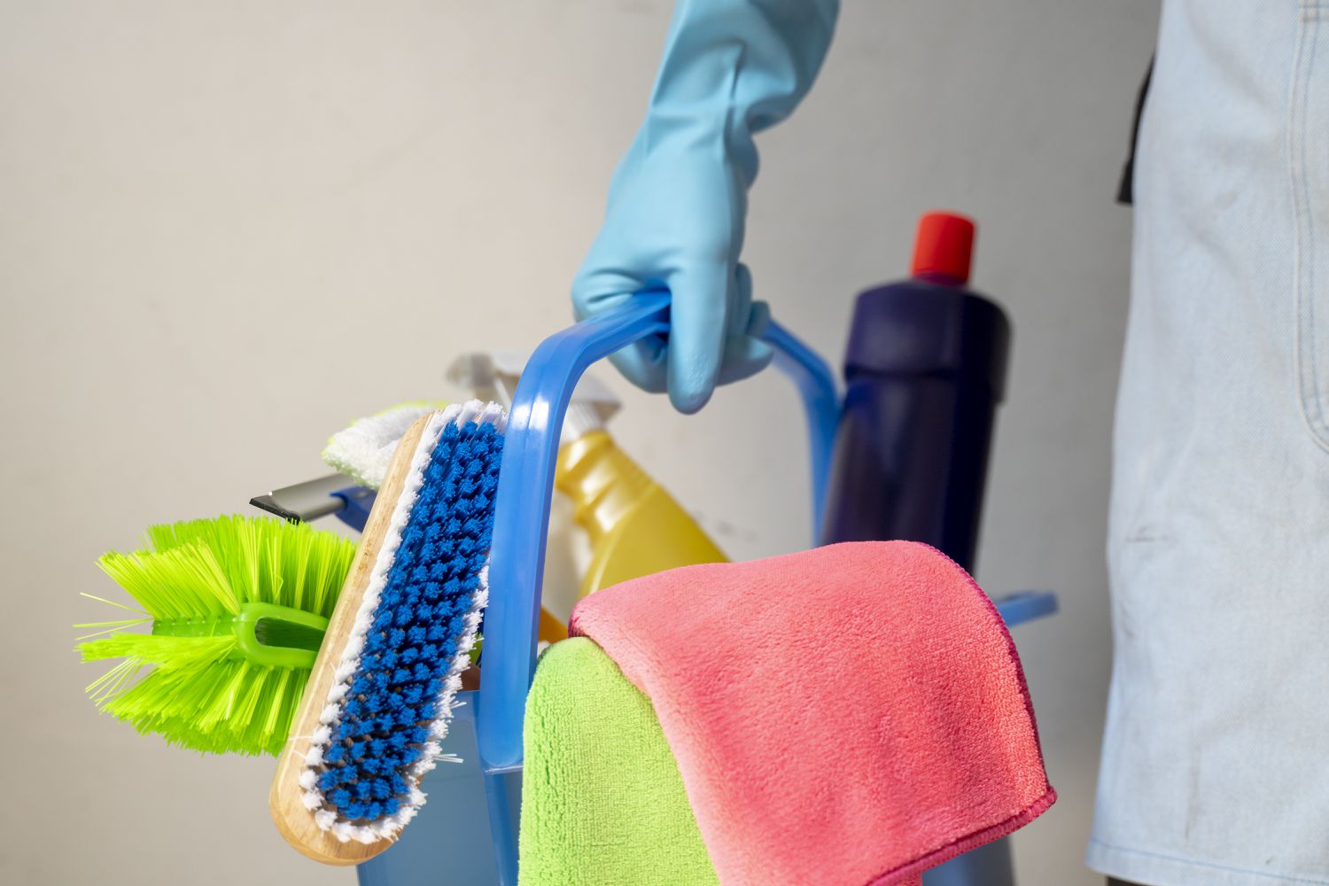 The Definitive Deep Cleaning Checklist: 12 Areas You Can't Afford to Forget